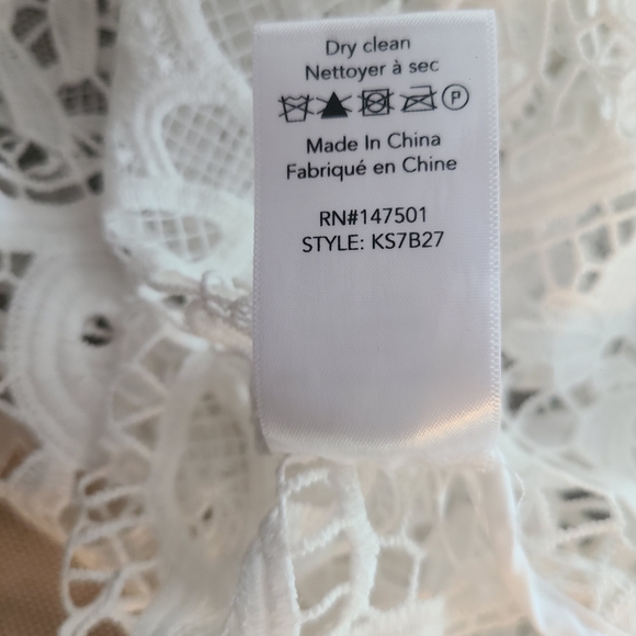 KOBI HALPERIN White Embroidered Guipure Lace Blouse Lantern Sleeve EUC M - Picture 6 of 16